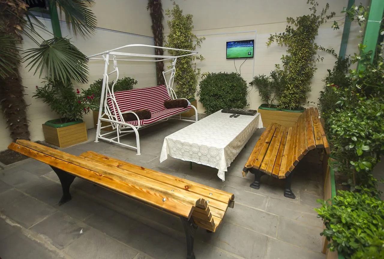 Vedzisi Garden Hotel تبليسي
