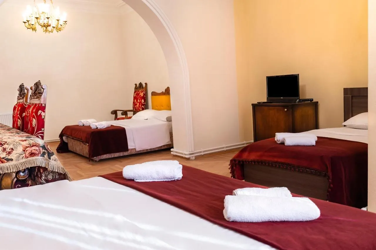 Vedzisi Garden Hotel تبليسي