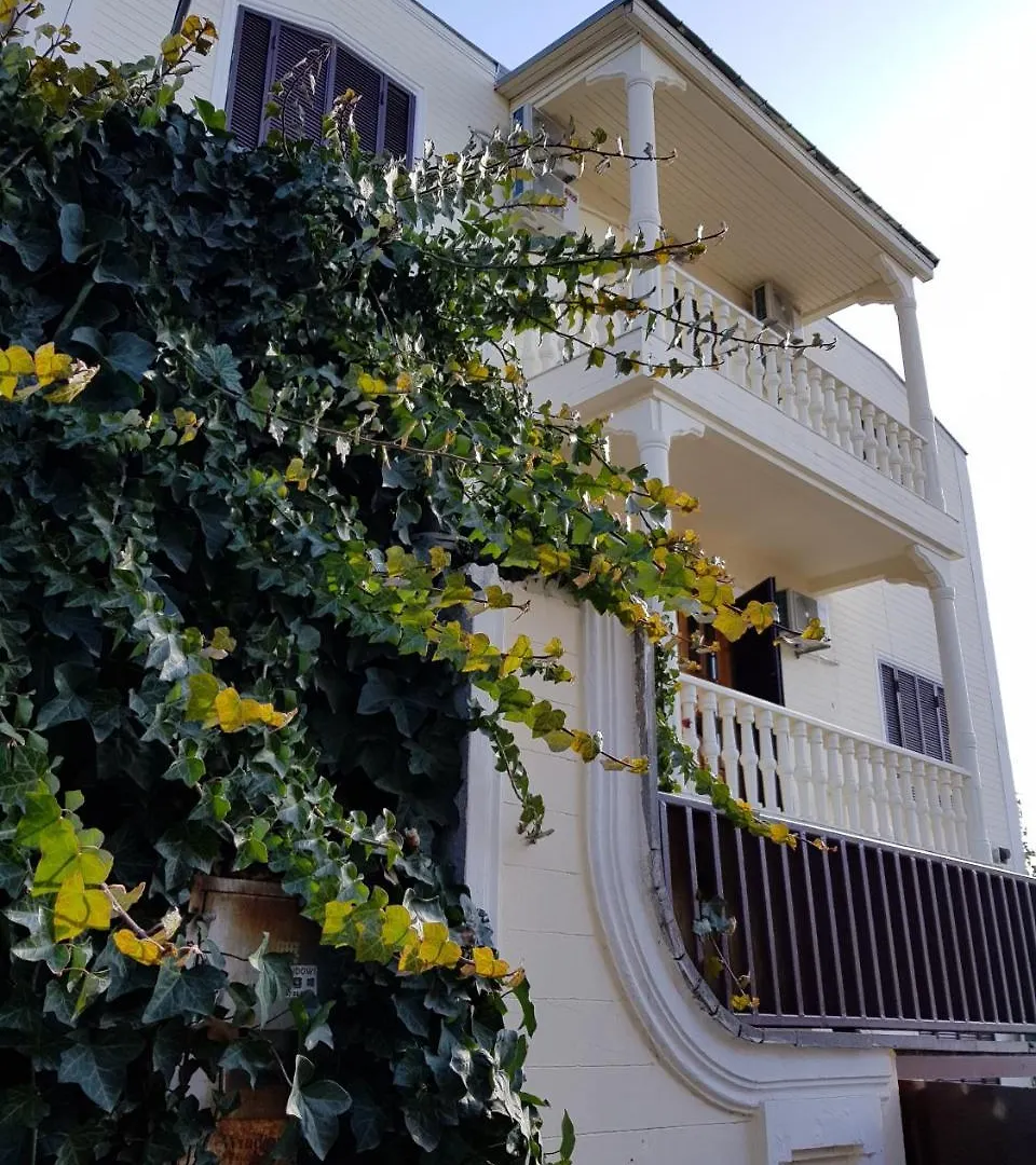 Vedzisi Garden Hotel Tbilisi